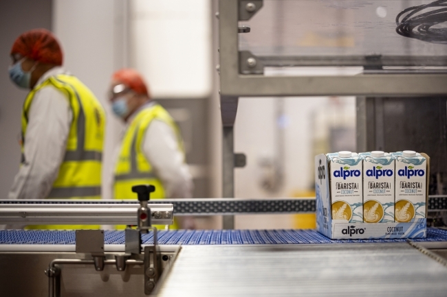 Alpro-Kettering-factory-2-scaled-e1635537428335